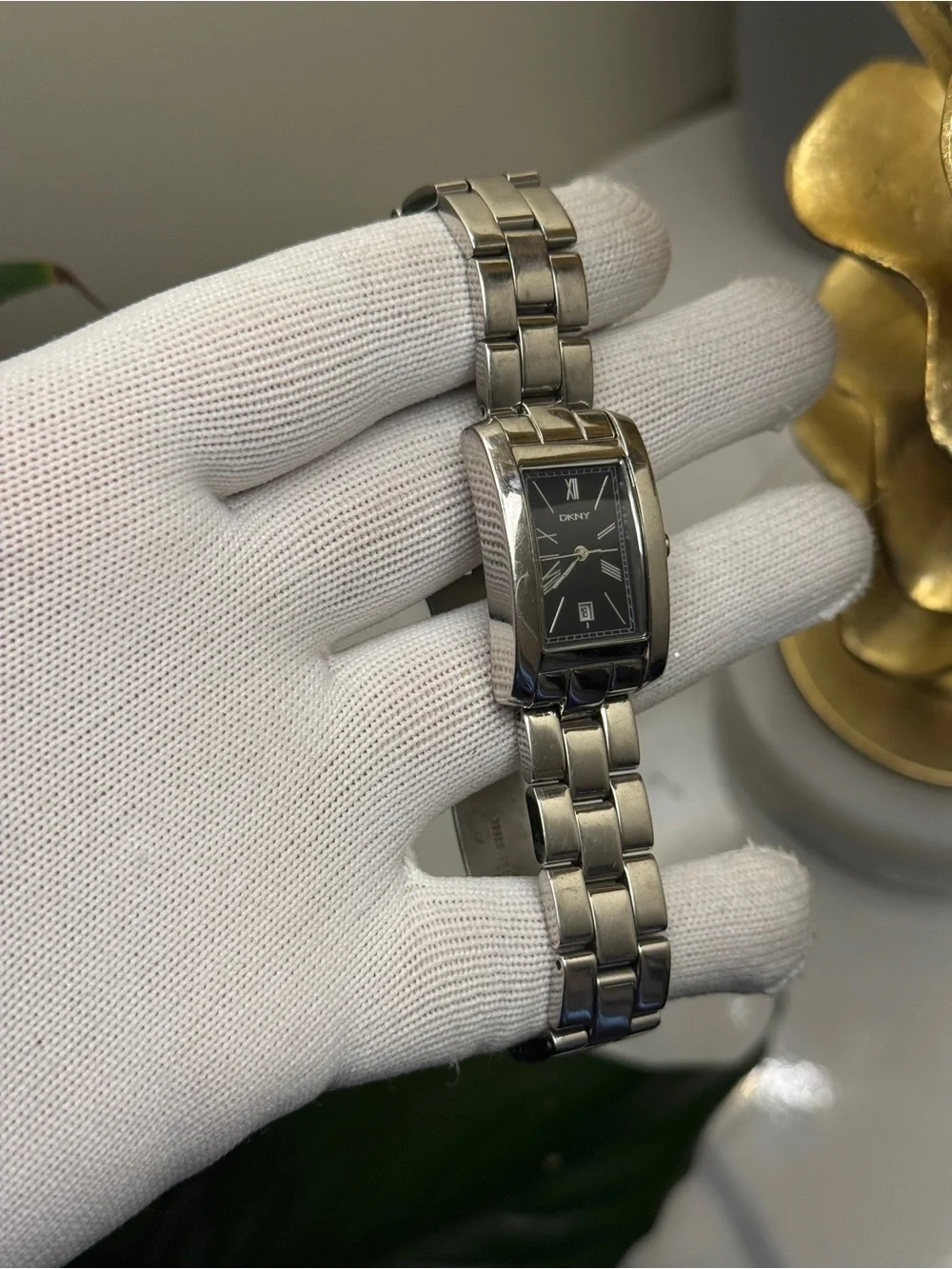 Anne Klein elegant anne